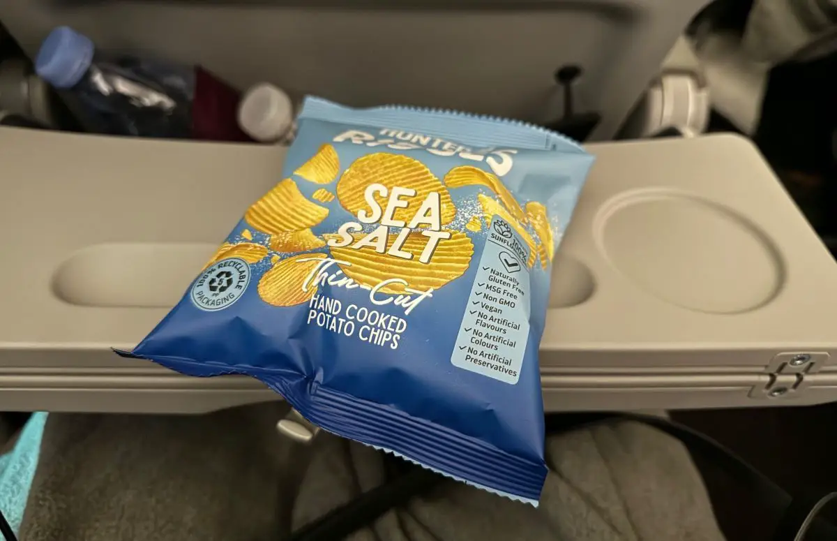 airplane-snack