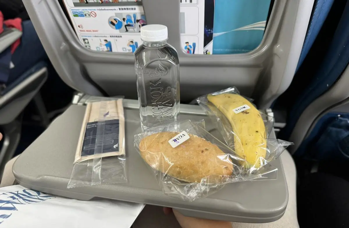 bangkok-airways-vegan-meal