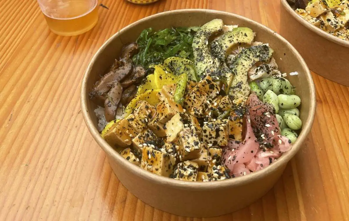 poke-bowl