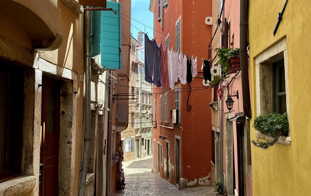 rovinj-street-croatia