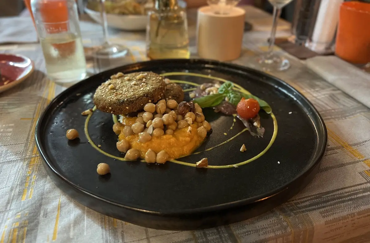 vegan-bookeria-rovinj-restaurant