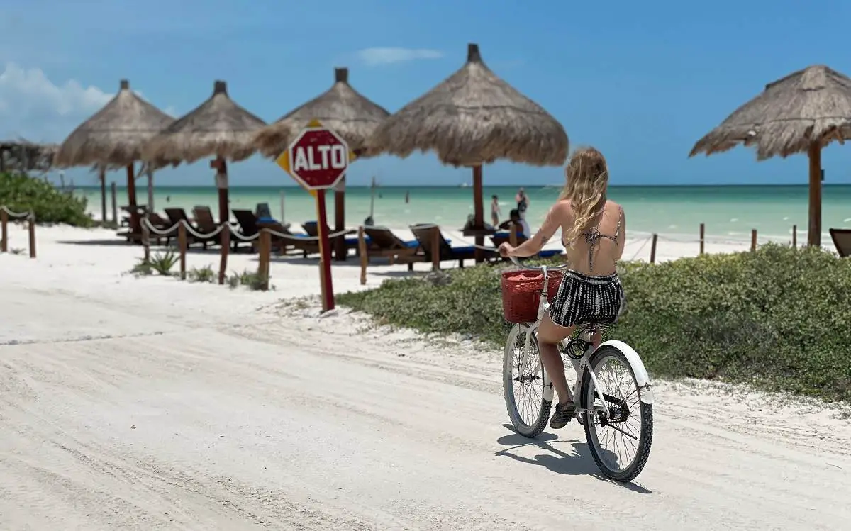 holbox-rent-a-bike