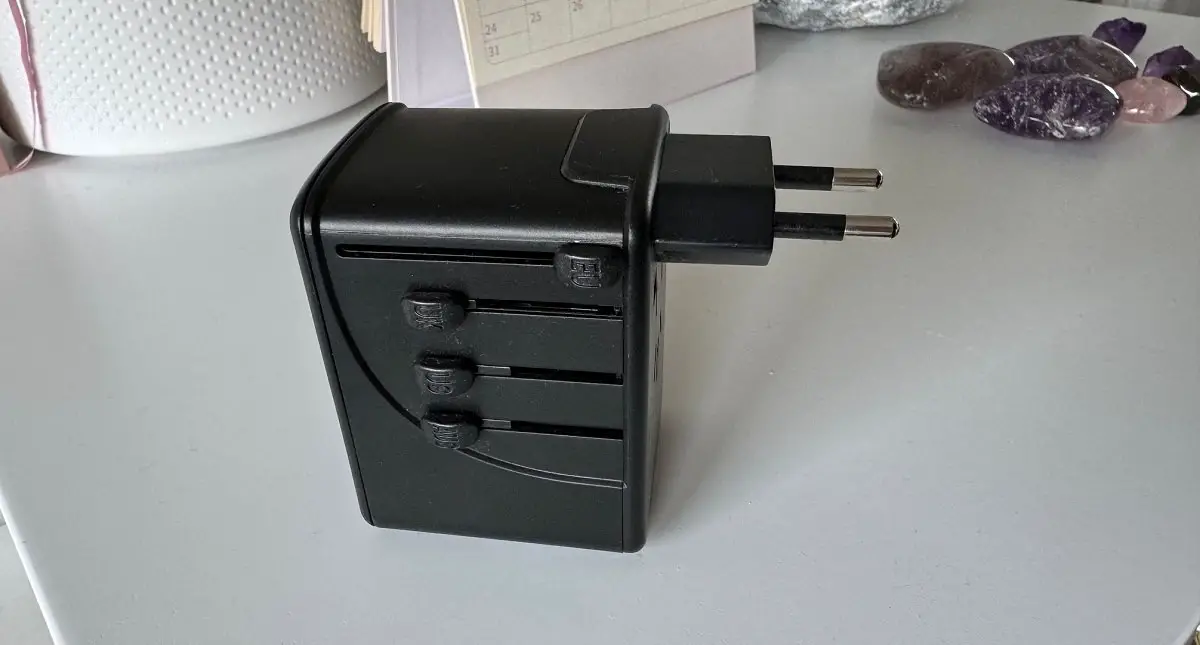 eletric-socket