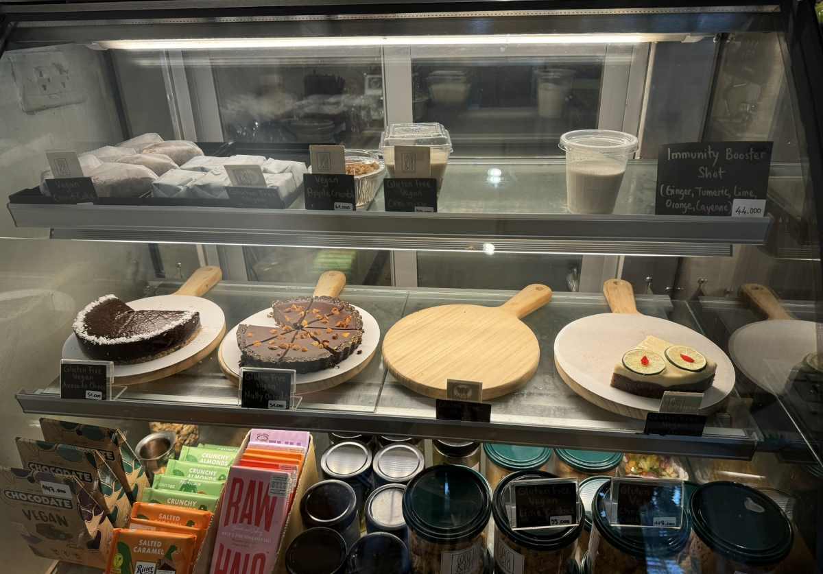laos-vegan-cake