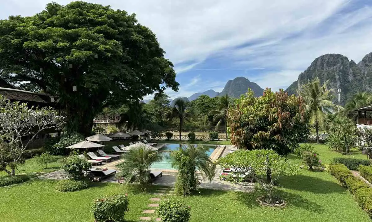 vang-vieng-riversiede-boutique-resort