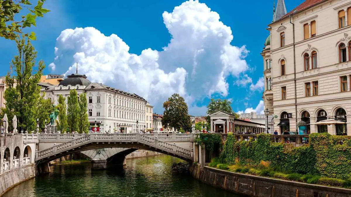 ljubljana-vegan-travel-guide