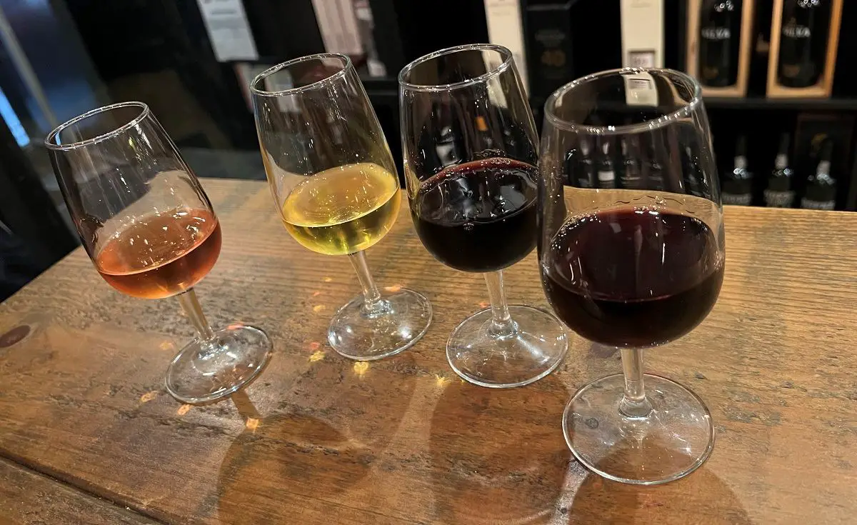 wine-tasting-porto