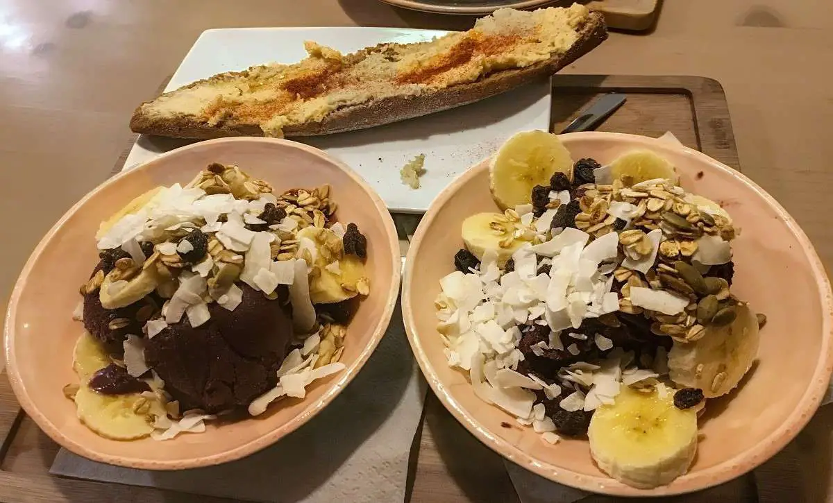 be-green-salad-company-valencia-vegan