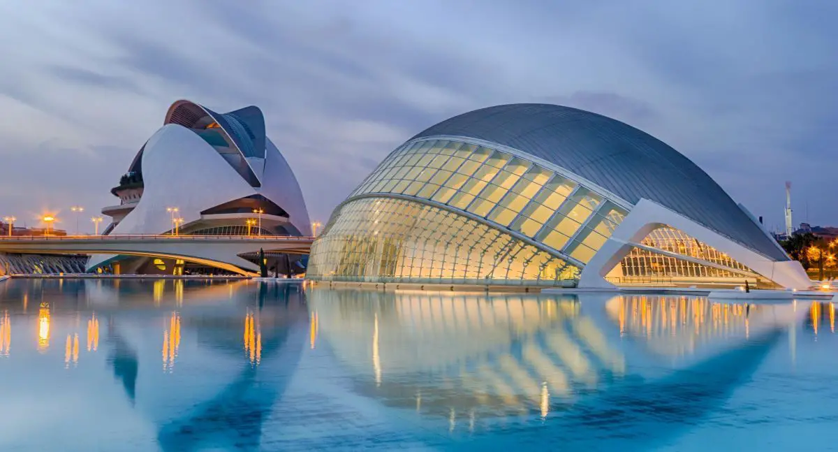 valencia-travel