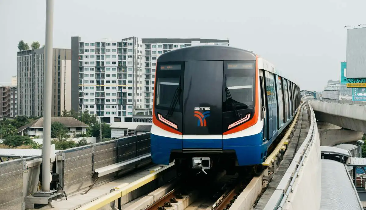 bts-skytrail-bangkok-travel-tips