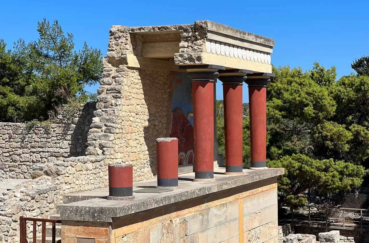 palace-knossos