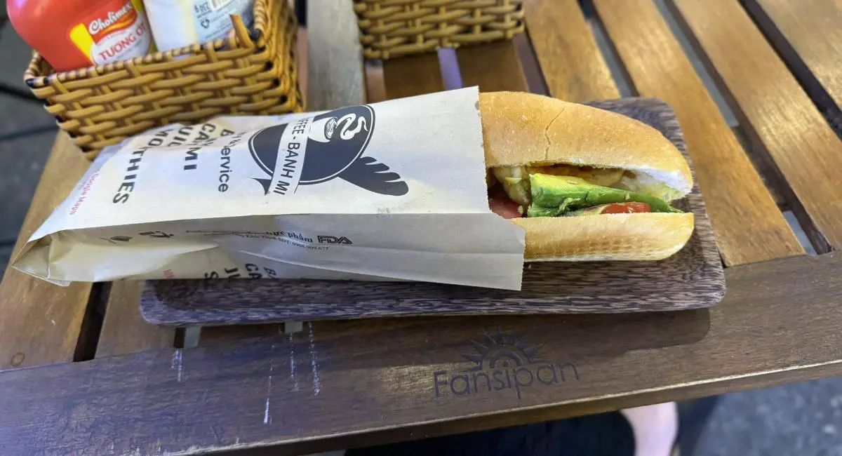 like-coffee-vegan-banh-mi-saigon