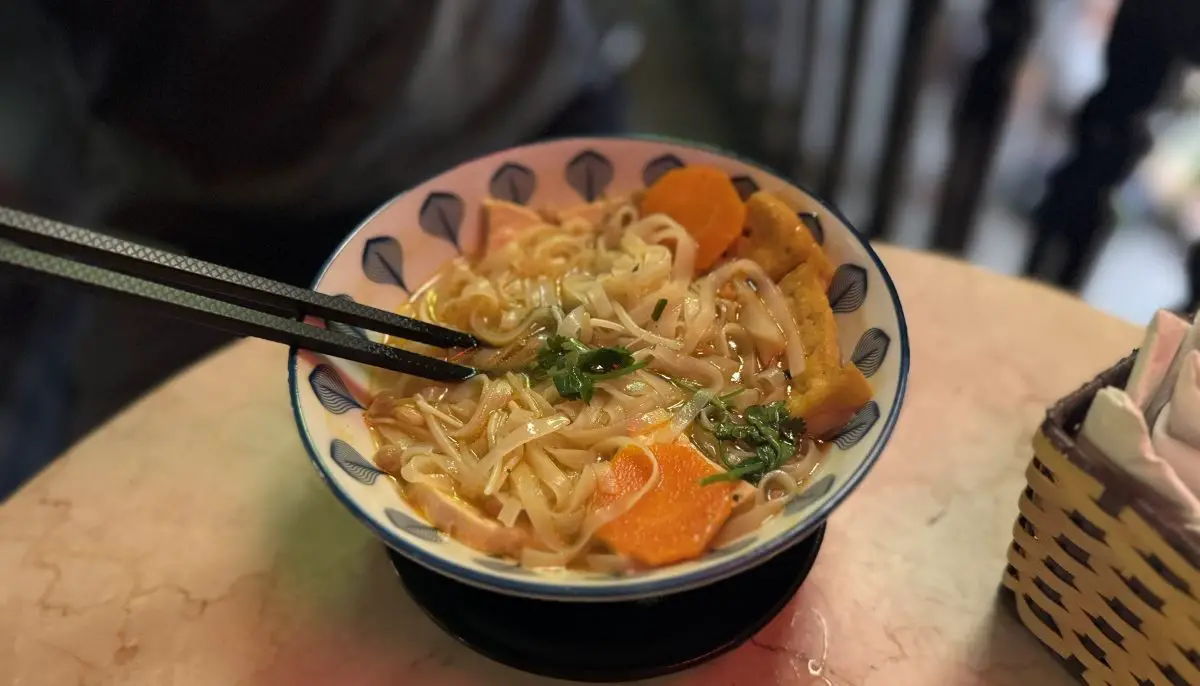 vegan-pho-hoi-an