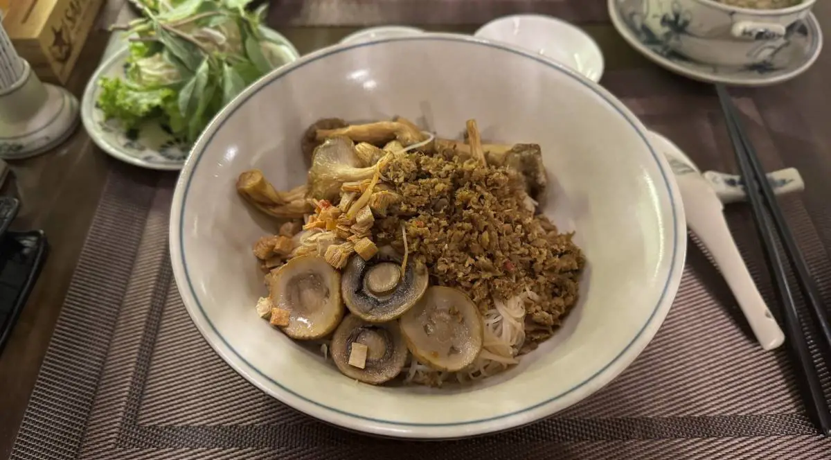 vegan-restaurant-saigon