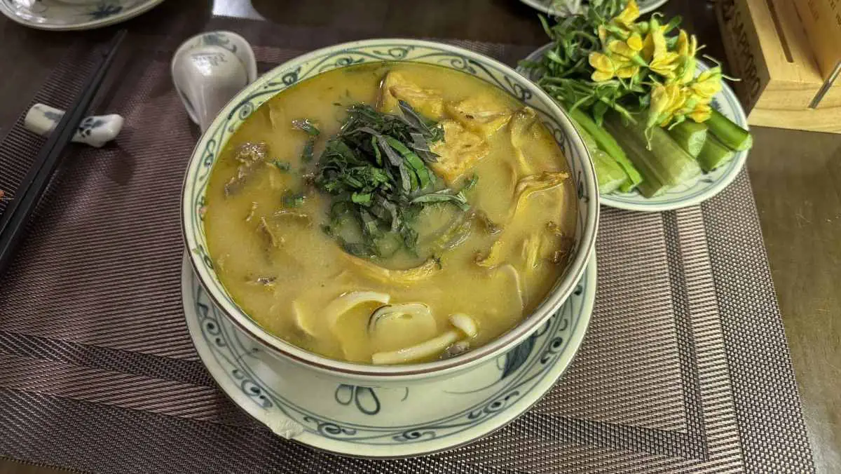 vi-que-vegan-saigon
